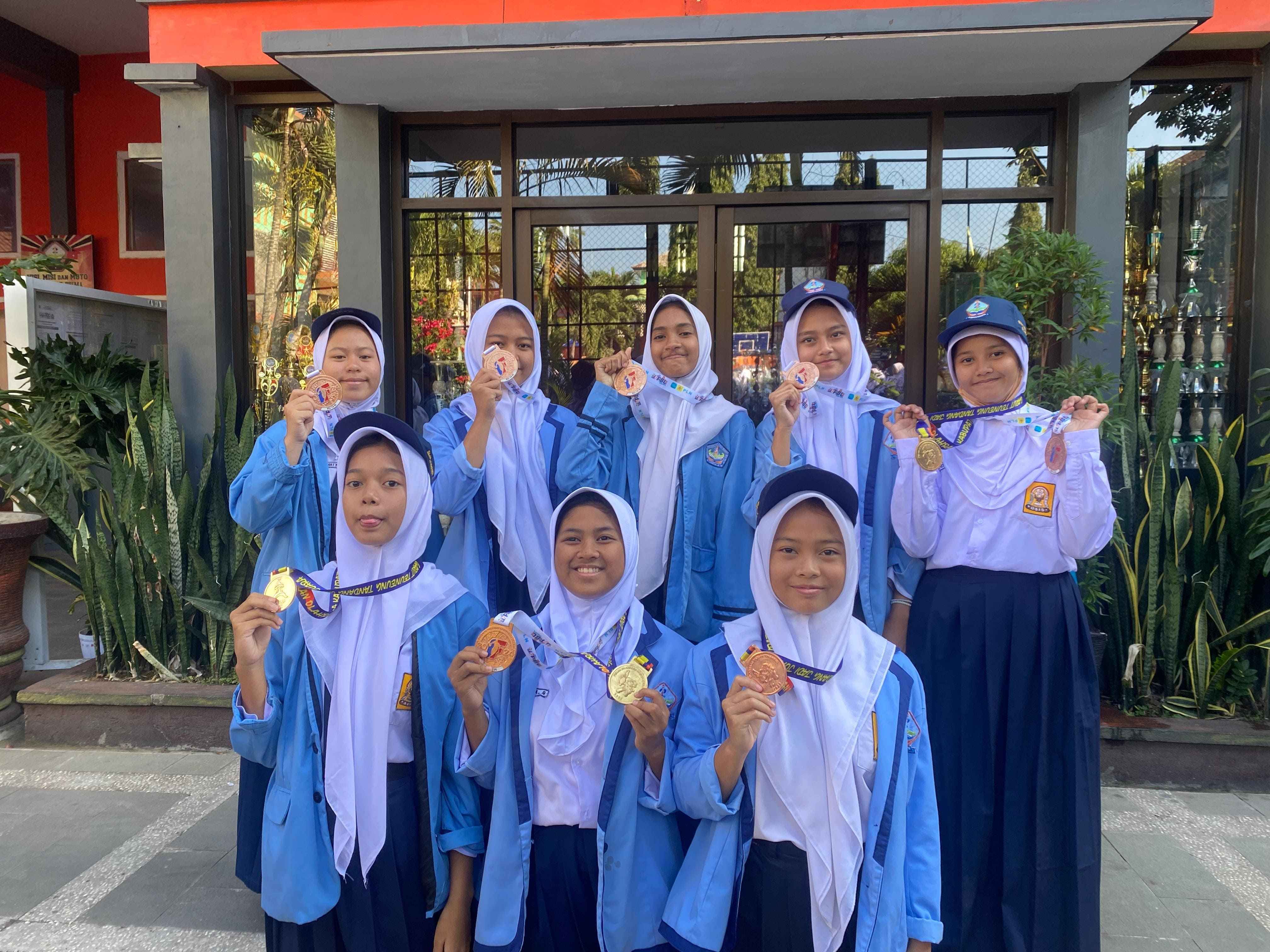 Jadi Juara, Siswi SMPN 2 Garut di Ajang Favorita Preanger Basketball League