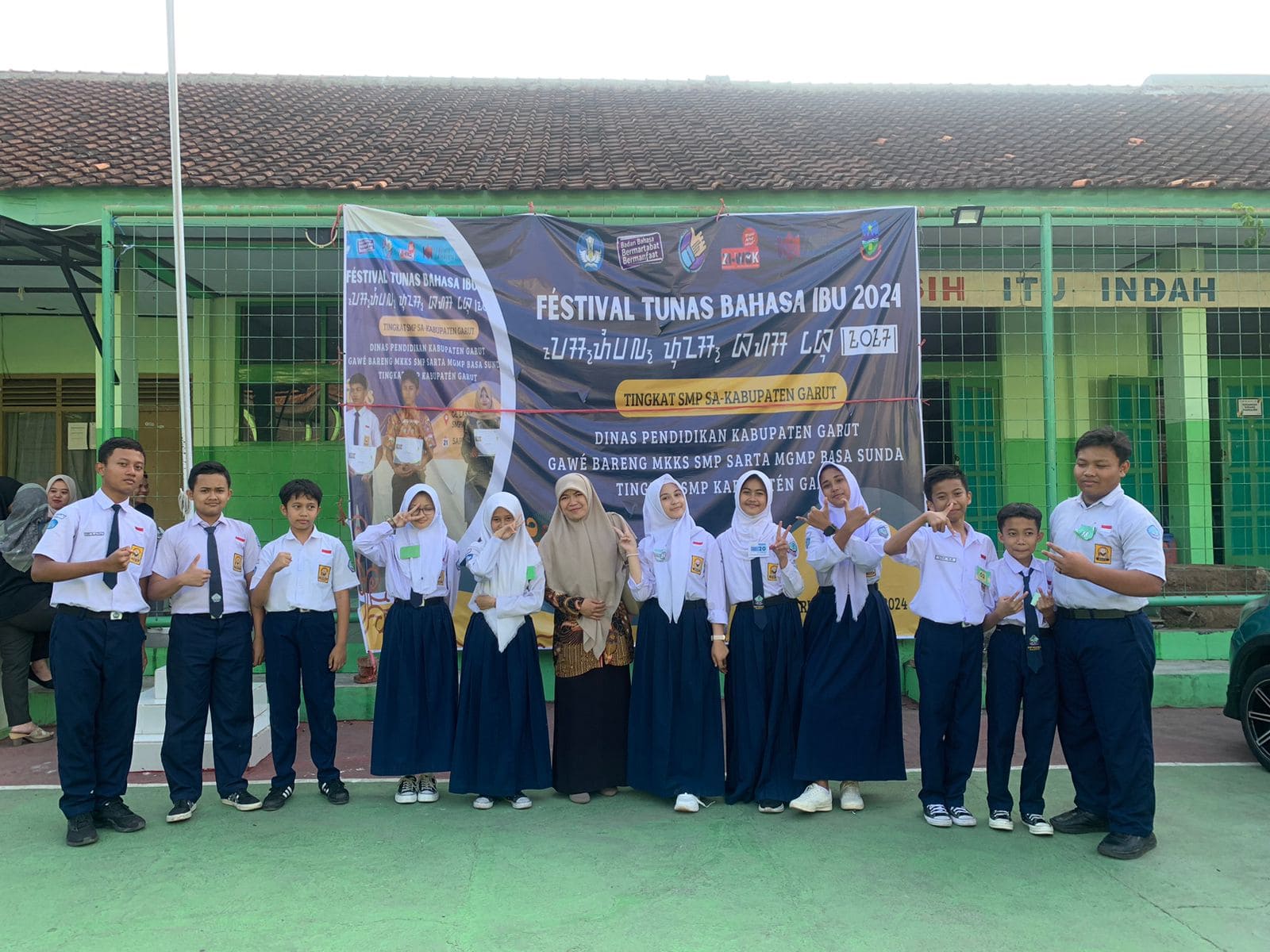 Prestasi Gemilang SMPN 2 Garut dalam Festival Tunas Bahasa Ibu Tingkat SMP Se-Kabupaten Garut Tahun 2024
