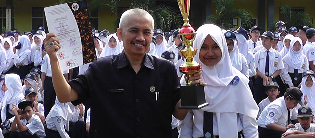 Juara 3 Lomba Puisi TK. Jawa Barat Tahun 2015